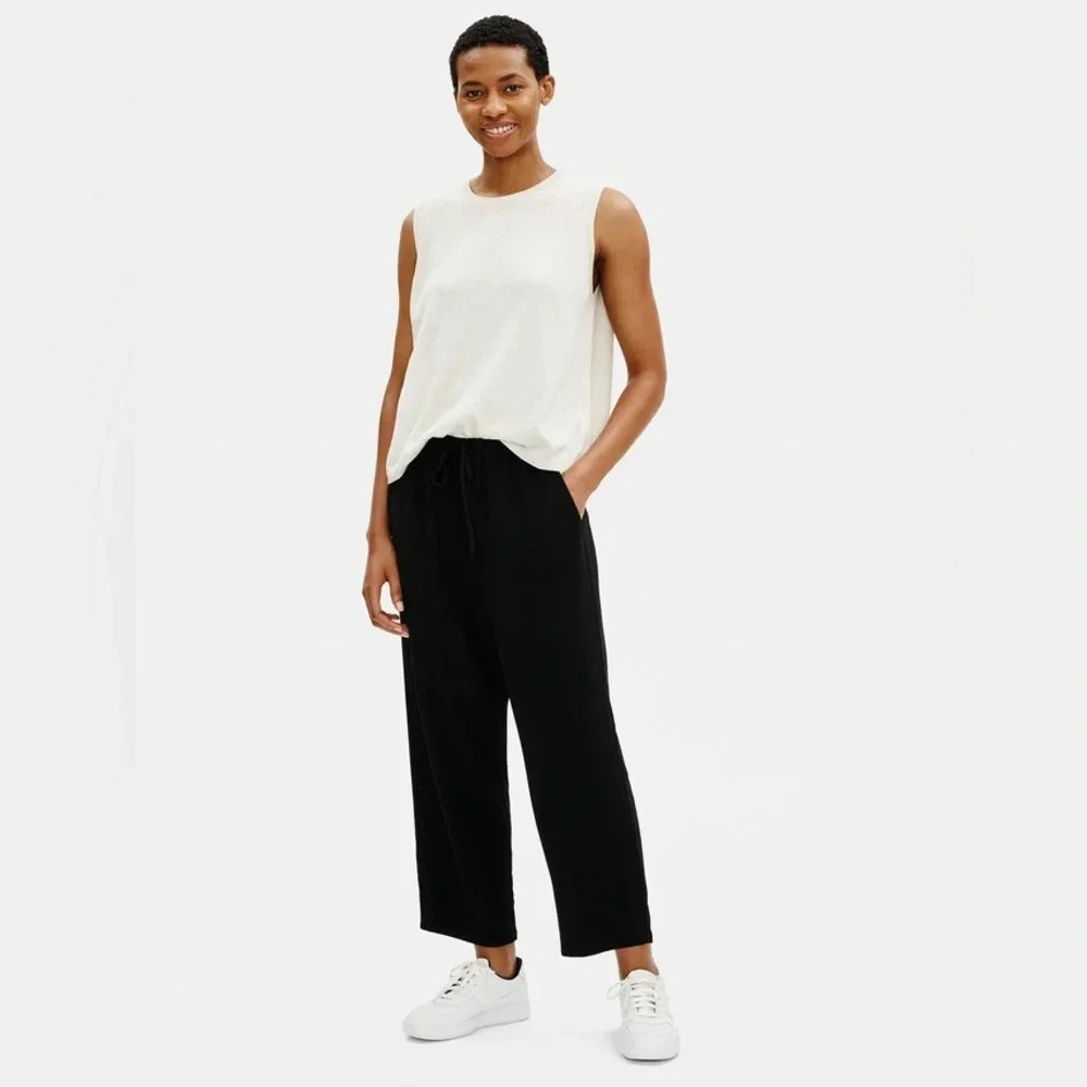 Eileen Fisher Textured Crepe Slouchy Cropped Pant

Easy Fit